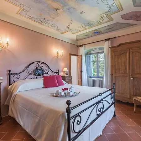 Lovely In With Jacuzzi Vakantiehuis *